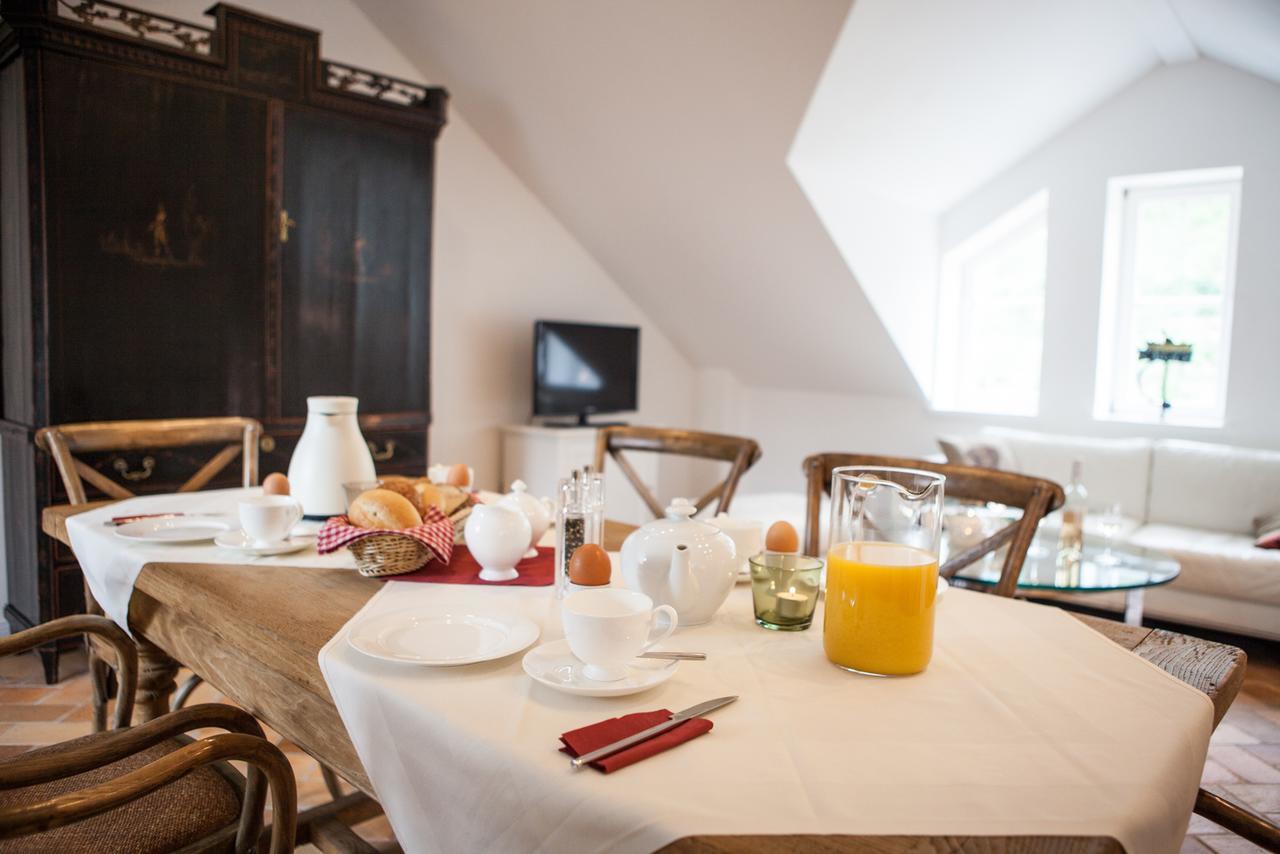Weingut & Gaestehaus Giwergreif Wasserliesch Eksteriør billede